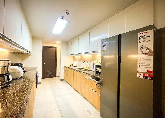 Modern Luxury 4br Bay Beside Okada Manila