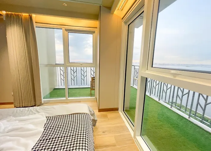 Modern Luxury 4br Bay Beside Okada * Manila