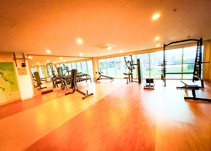 Modern Luxury 4br Bay Beside Okada Manila