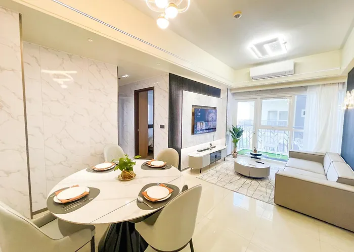 Modern Luxury 4br Bay Beside Okada