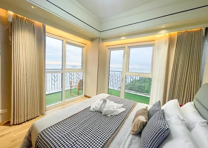 Modern Luxury 4br Bay Beside Okada Apartamento Manila