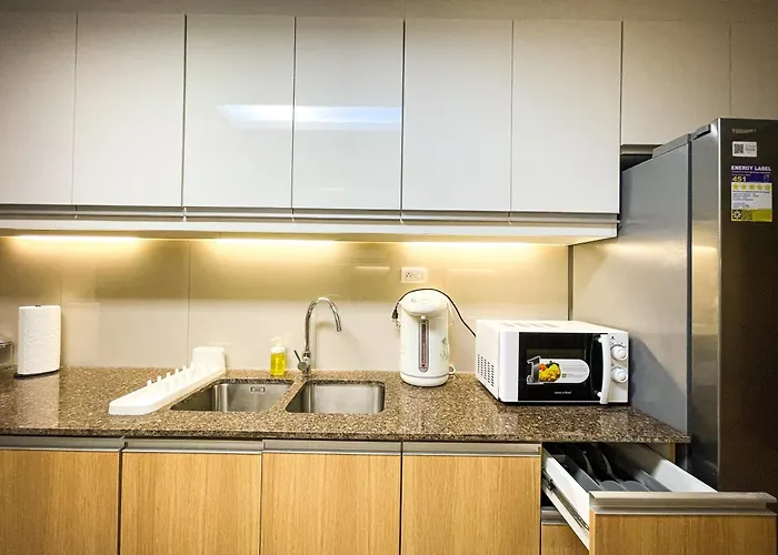 Modern Luxury 4br Bay Beside Okada Apartamento